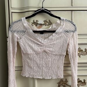 Silence + Noise Textured Cream Long Sleeve Blouse